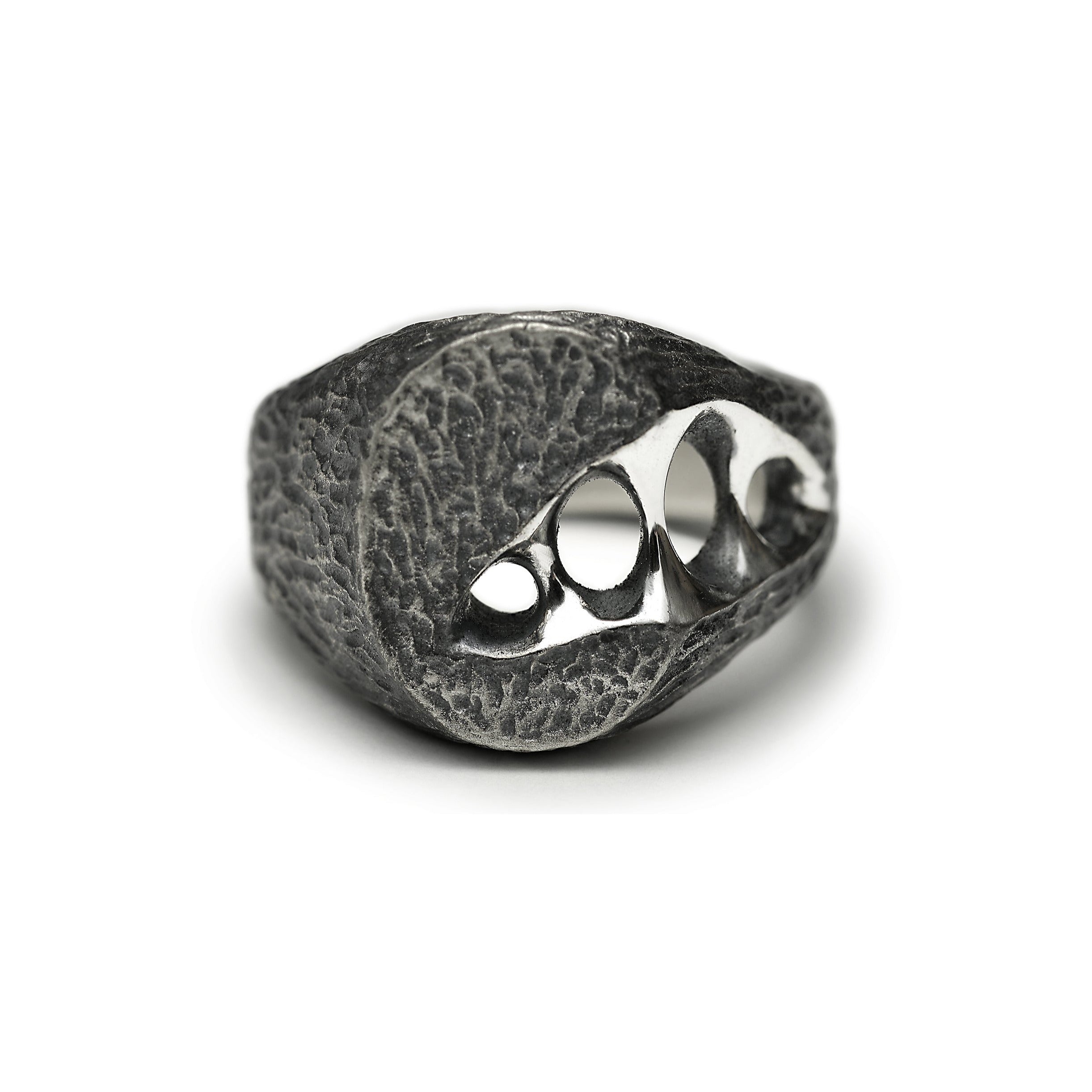 R-99 Eternal - oval sterling silver signet ring