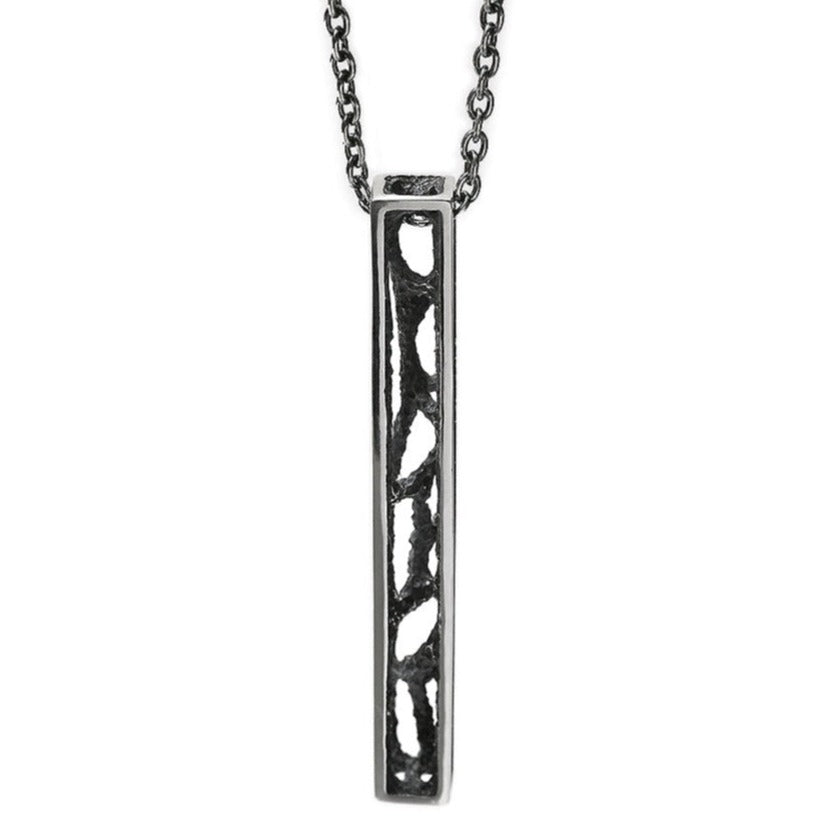 P-33 erosion - 75cm silver necklace