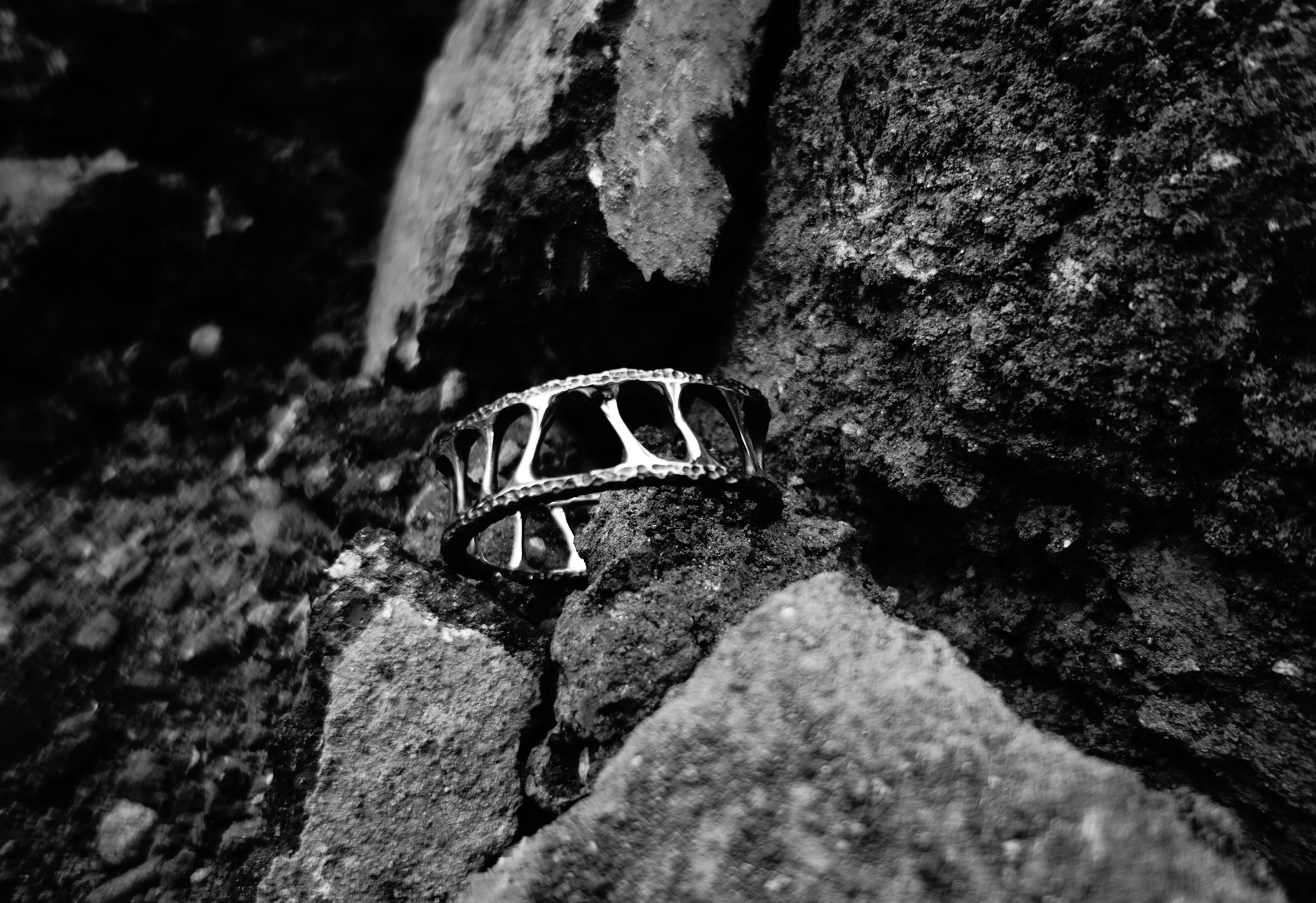 BR-22 Eternal - Thick sterling silver bracelet