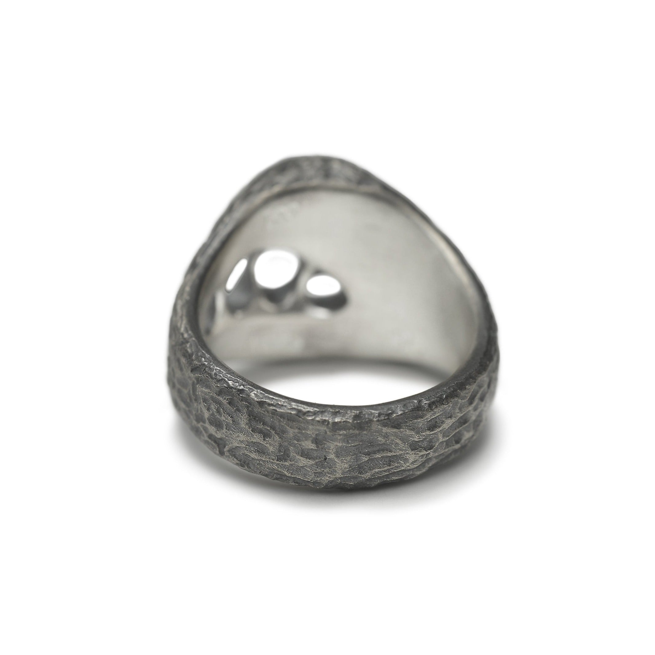 R-99 Eternal - oval sterling silver signet ring