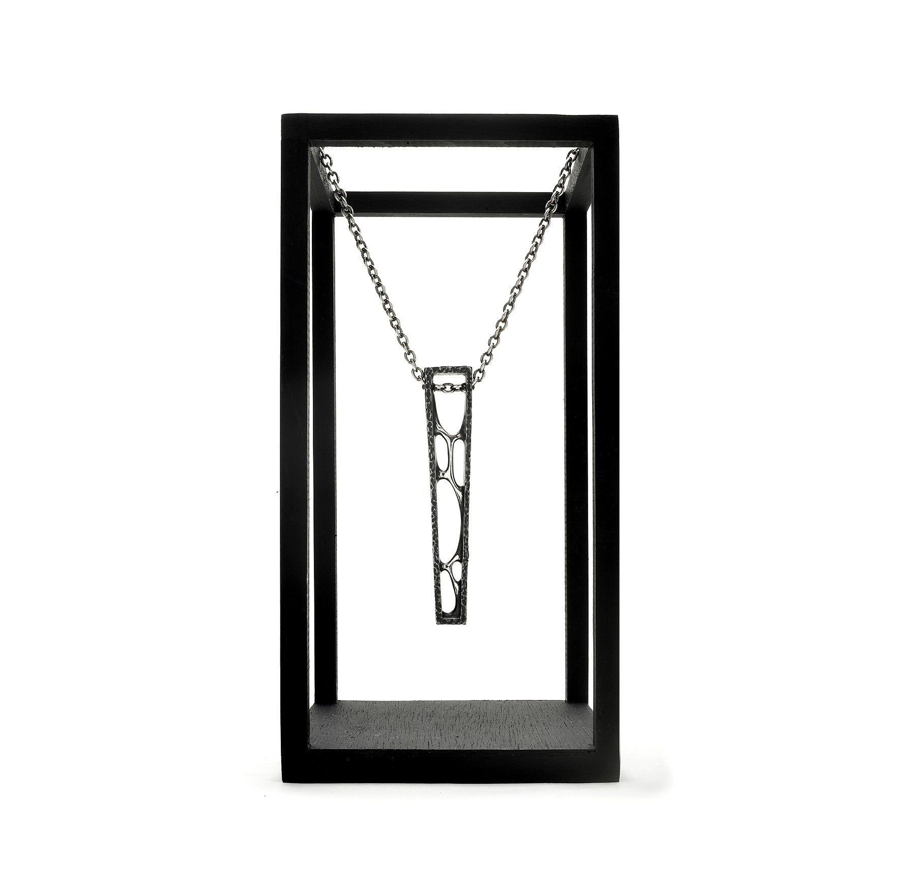P-36 Eternal - 75cm silver necklace