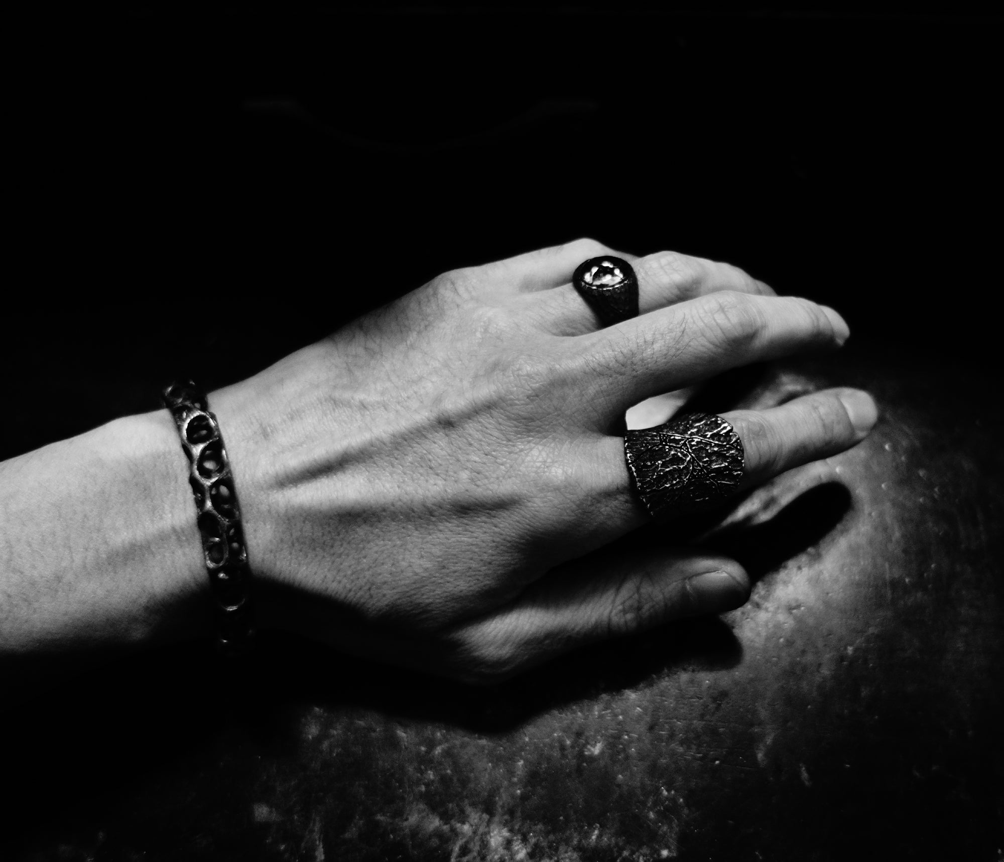 R-108 weatherin - sterling silver bold ring