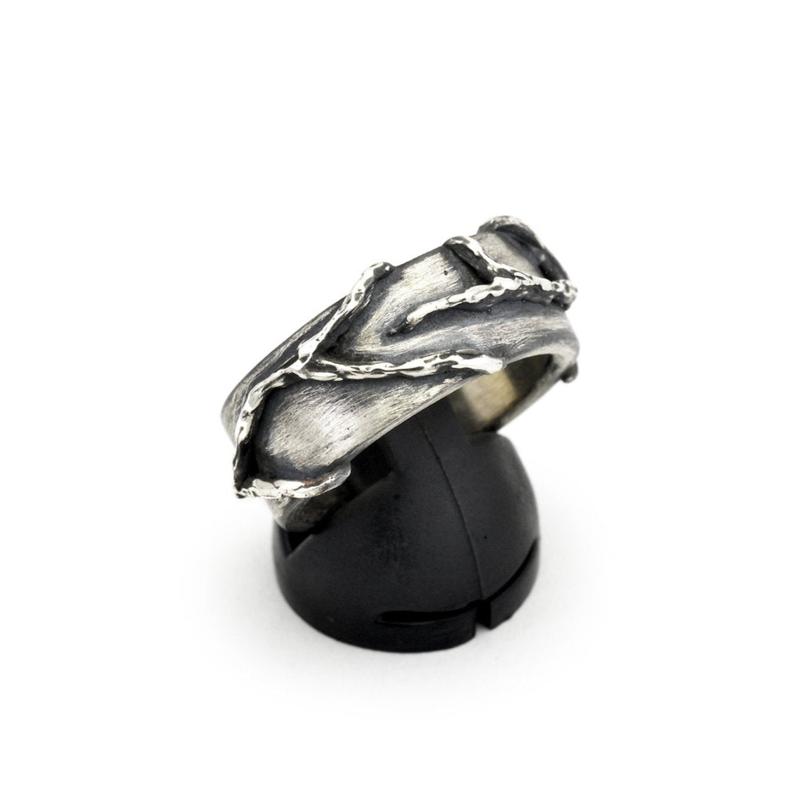 R-110 eiko- sterling silver ring