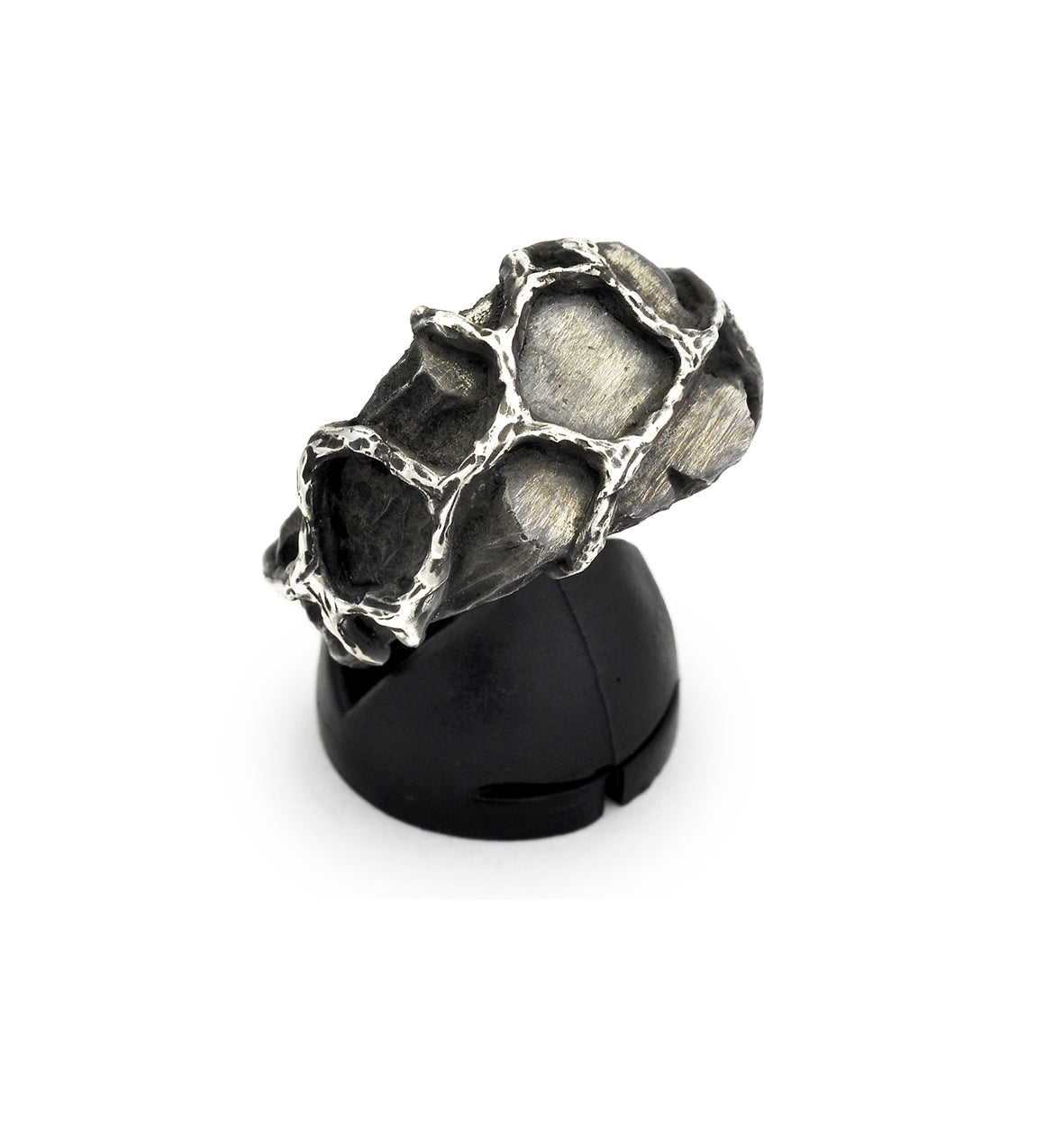 R-111 eiko- sterling silver ring