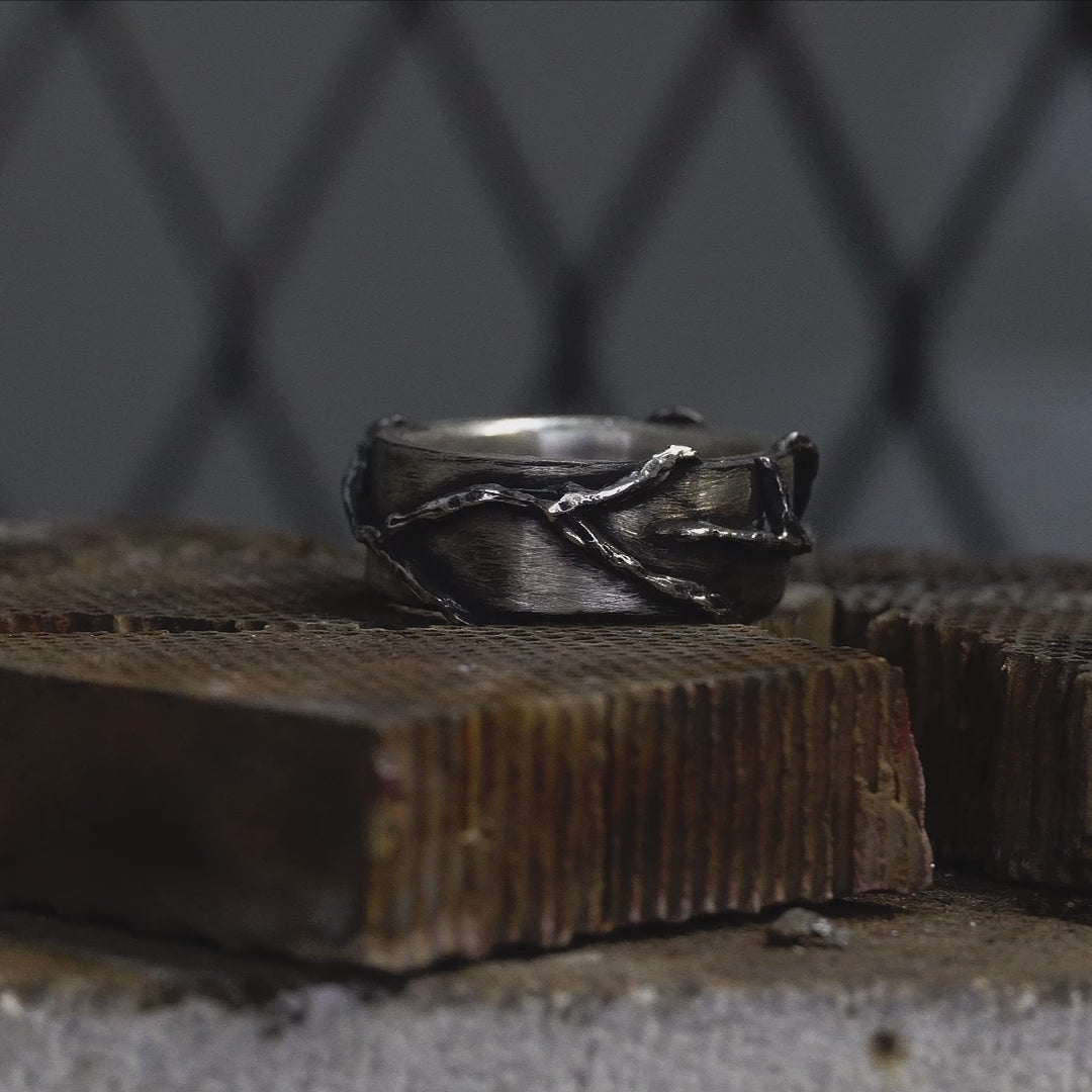 R-110 eiko- sterling silver ring