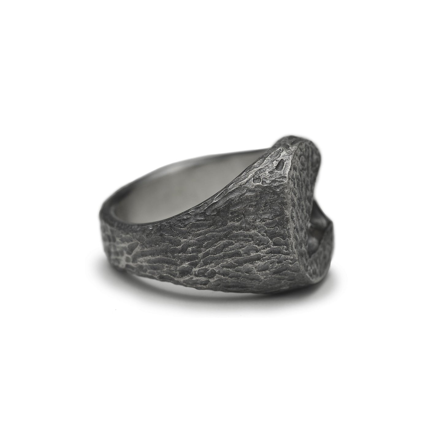 R-99 Eternal - oval sterling silver signet ring